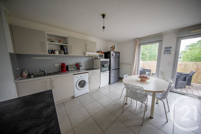 Appartement T3 à vendre - 3 pièces - 61.35 m2 - BLANQUEFORT - 33 - AQUITAINE - Century 21 Kadima