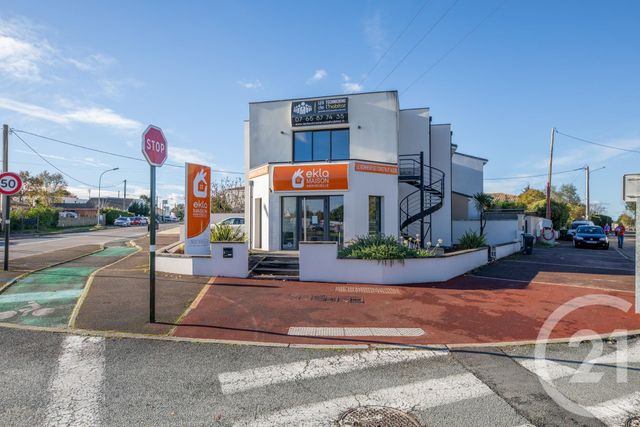 Afficher la photo en grand commerce à vendre - 144.18 m2 - ST MEDARD EN JALLES - 33 - AQUITAINE - Century 21 Kadima