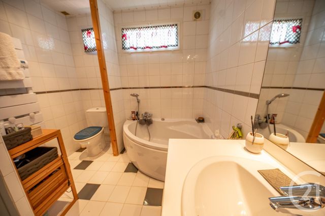 maison à vendre - 6 pièces - 107.48 m2 - LE TAILLAN MEDOC - 33 - AQUITAINE - Century 21 Kadima