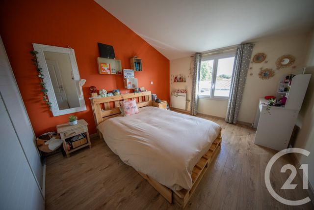 maison à vendre - 7 pièces - 156.61 m2 - ST MEDARD EN JALLES - 33 - AQUITAINE - Century 21 Kadima