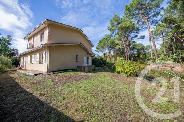 maison à vendre - 7 pièces - 156.61 m2 - ST MEDARD EN JALLES - 33 - AQUITAINE - Century 21 Kadima