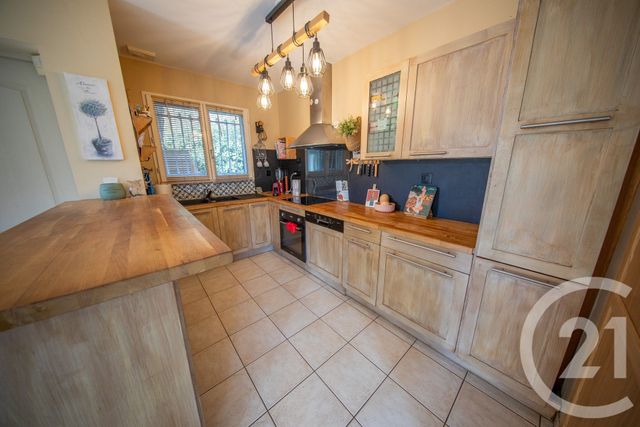 maison à vendre - 7 pièces - 156.61 m2 - ST MEDARD EN JALLES - 33 - AQUITAINE - Century 21 Kadima