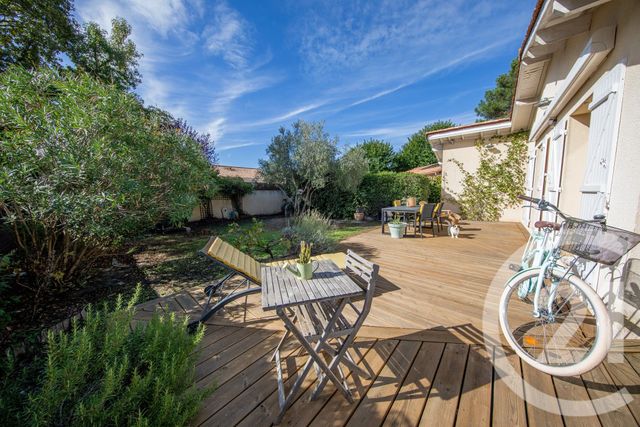 maison à vendre - 7 pièces - 156.61 m2 - ST MEDARD EN JALLES - 33 - AQUITAINE - Century 21 Kadima