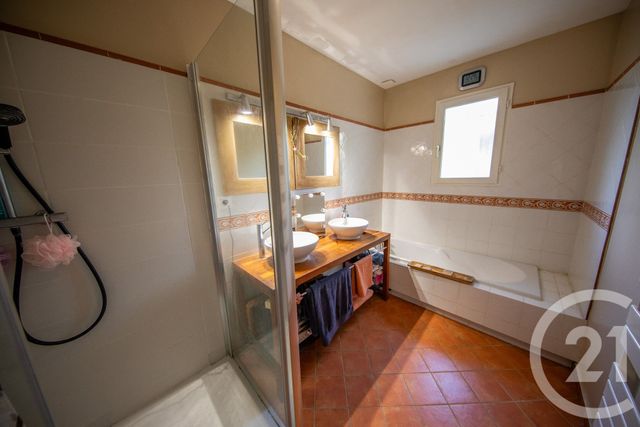 maison à vendre - 7 pièces - 156.61 m2 - ST MEDARD EN JALLES - 33 - AQUITAINE - Century 21 Kadima