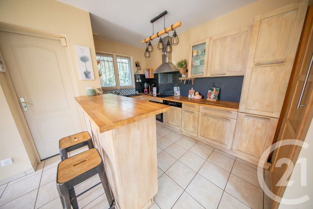 maison à vendre - 7 pièces - 156.61 m2 - ST MEDARD EN JALLES - 33 - AQUITAINE - Century 21 Kadima