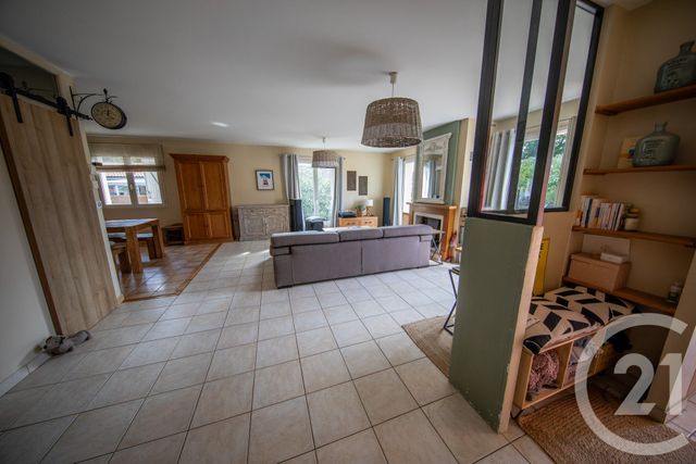 maison à vendre - 7 pièces - 156.61 m2 - ST MEDARD EN JALLES - 33 - AQUITAINE - Century 21 Kadima
