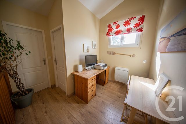 maison à vendre - 7 pièces - 156.61 m2 - ST MEDARD EN JALLES - 33 - AQUITAINE - Century 21 Kadima