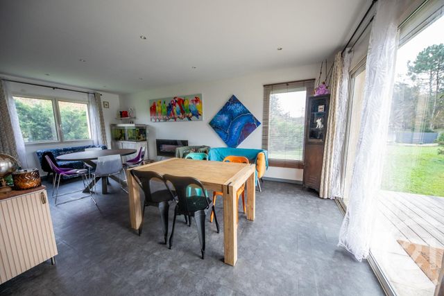 maison à vendre - 7 pièces - 266.0 m2 - LE TAILLAN MEDOC - 33 - AQUITAINE - Century 21 Kadima