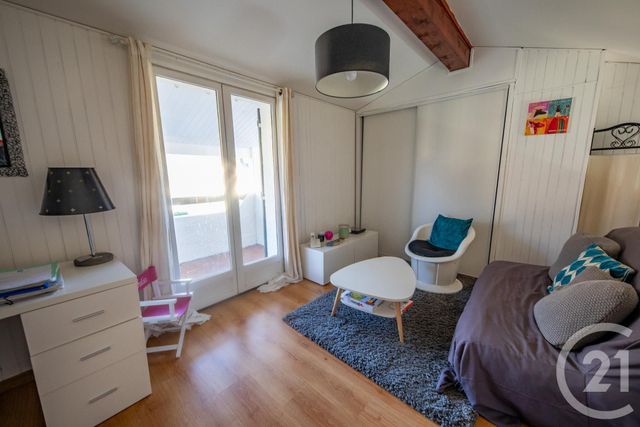 Afficher la photo en grand maison à vendre - 7 pièces - 143.85 m2 - ST MEDARD EN JALLES - 33 - AQUITAINE - Century 21 Kadima