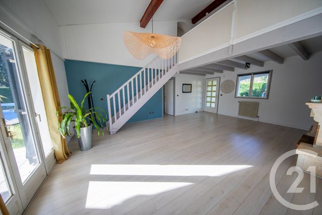 maison à vendre - 7 pièces - 143.85 m2 - ST MEDARD EN JALLES - 33 - AQUITAINE - Century 21 Kadima