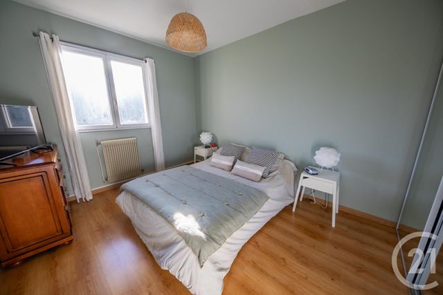 Afficher la photo en grand maison à vendre - 7 pièces - 143.85 m2 - ST MEDARD EN JALLES - 33 - AQUITAINE - Century 21 Kadima