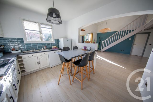 maison à vendre - 7 pièces - 143.85 m2 - ST MEDARD EN JALLES - 33 - AQUITAINE - Century 21 Kadima