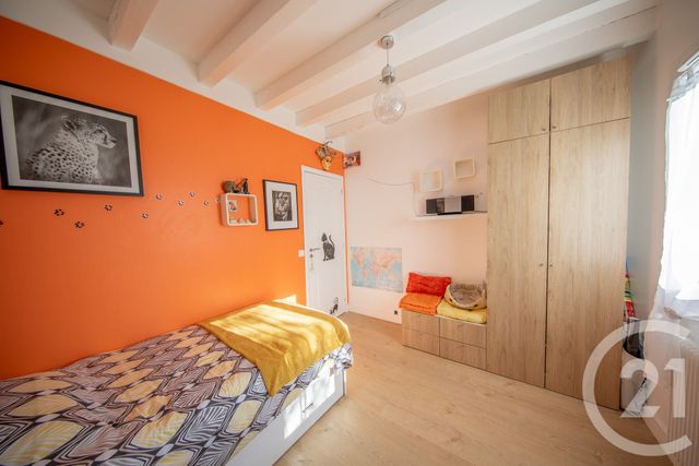 maison à vendre - 6 pièces - 131.47 m2 - ST MEDARD EN JALLES - 33 - AQUITAINE - Century 21 Kadima