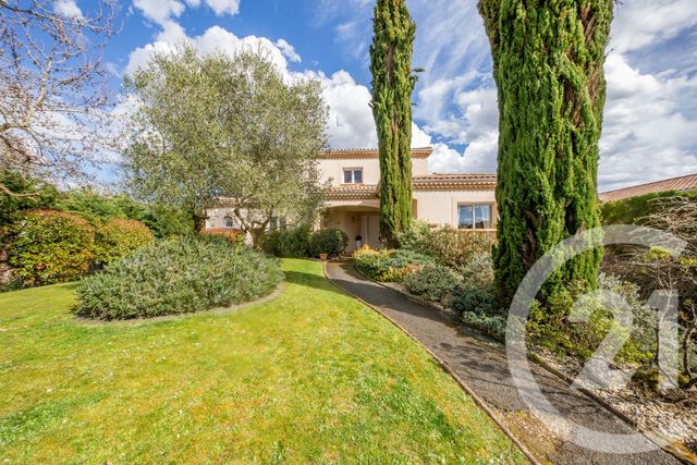 maison à vendre - 8 pièces - 237.32 m2 - ST MEDARD EN JALLES - 33 - AQUITAINE - Century 21 Kadima