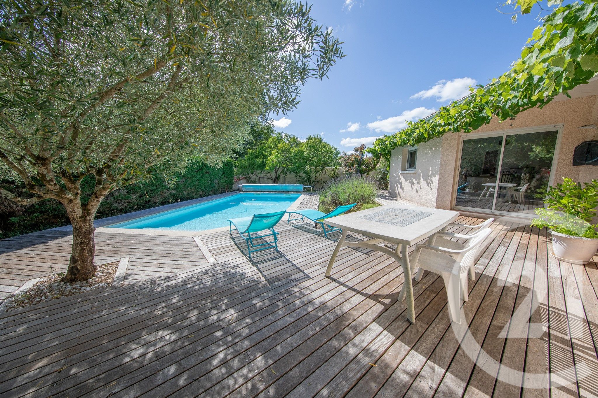 Maison 5 pièces 112 m² à vendre à Saint-Médard-en-Jalles — photo 2