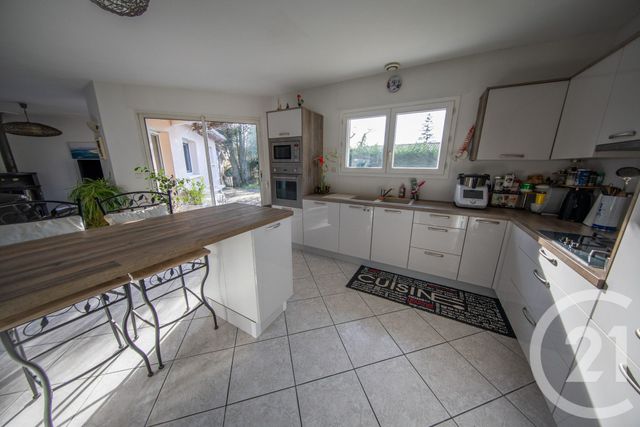 maison à vendre - 5 pièces - 112.48 m2 - ST MEDARD EN JALLES - 33 - AQUITAINE - Century 21 Kadima