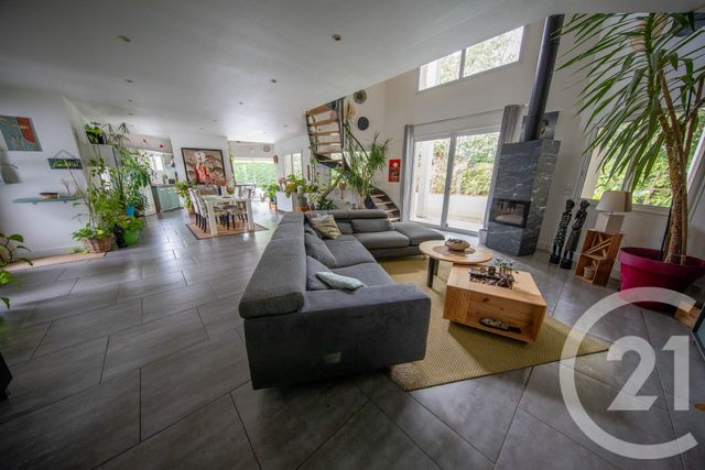 maison à vendre - 7 pièces - 203.29 m2 - ST MEDARD EN JALLES - 33 - AQUITAINE - Century 21 Kadima