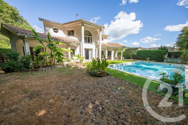 maison à vendre - 7 pièces - 203.29 m2 - ST MEDARD EN JALLES - 33 - AQUITAINE - Century 21 Kadima