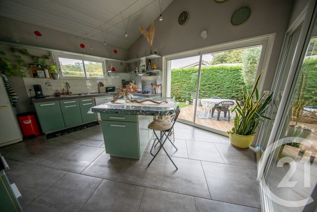 maison à vendre - 7 pièces - 203.29 m2 - ST MEDARD EN JALLES - 33 - AQUITAINE - Century 21 Kadima