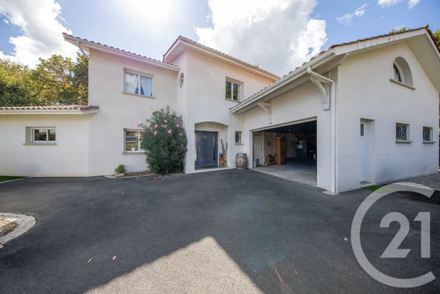 maison à vendre - 7 pièces - 203.29 m2 - ST MEDARD EN JALLES - 33 - AQUITAINE - Century 21 Kadima