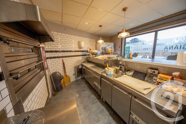 Afficher la photo en grand commerce à vendre - 45.0 m2 - LE HAILLAN - 33 - AQUITAINE - Century 21 Kadima