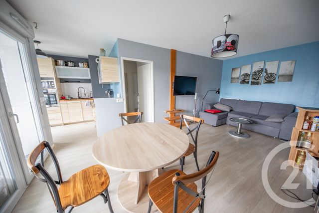 Appartement T4 à vendre - 4 pièces - 77.44 m2 - BLANQUEFORT - 33 - AQUITAINE - Century 21 Kadima