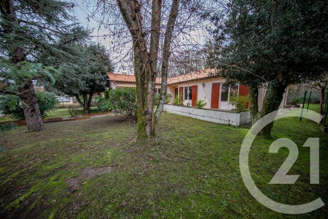 maison à vendre - 5 pièces - 122.57 m2 - ST MEDARD EN JALLES - 33 - AQUITAINE - Century 21 Kadima