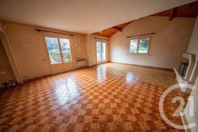 maison à vendre - 5 pièces - 122.57 m2 - ST MEDARD EN JALLES - 33 - AQUITAINE - Century 21 Kadima