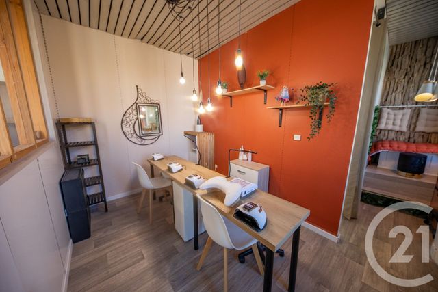 Afficher la photo en grand commerce à vendre - 92.72 m2 - BLANQUEFORT - 33 - AQUITAINE - Century 21 Kadima