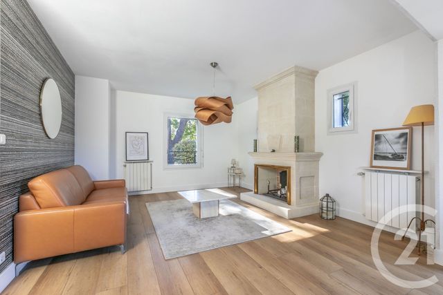 maison à vendre - 6 pièces - 135.35 m2 - ST MEDARD EN JALLES - 33 - AQUITAINE - Century 21 Kadima