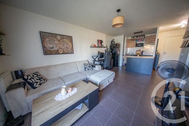 Appartement T2 à vendre - 2 pièces - 42.8 m2 - LE HAILLAN - 33 - AQUITAINE - Century 21 Kadima