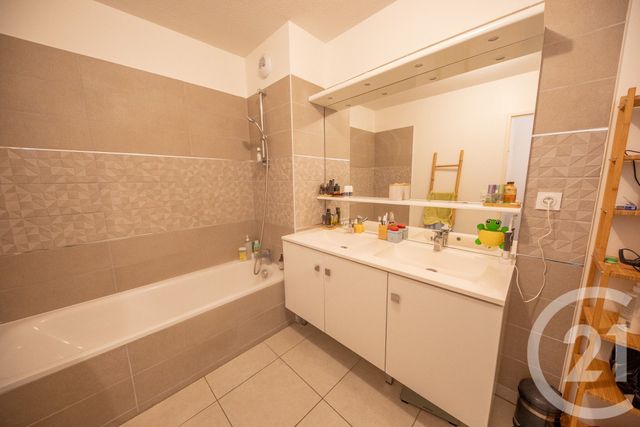 maison à vendre - 4 pièces - 84.56 m2 - LE HAILLAN - 33 - AQUITAINE - Century 21 Kadima