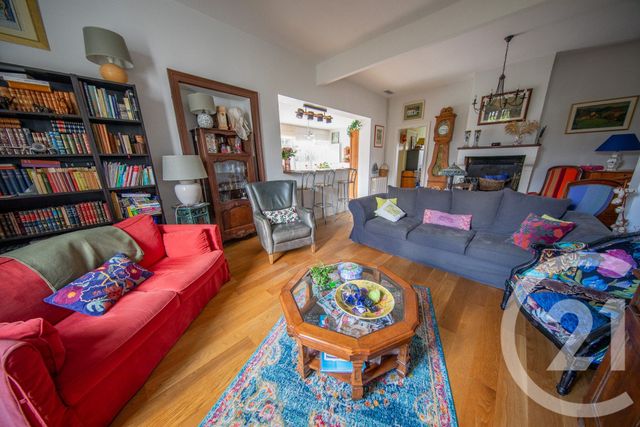 maison à vendre - 5 pièces - 136.98 m2 - ST MEDARD EN JALLES - 33 - AQUITAINE - Century 21 Kadima