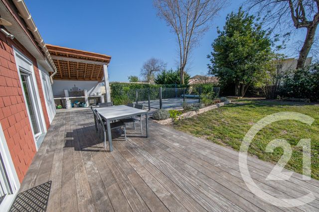 maison à vendre - 7 pièces - 124.66 m2 - ST MEDARD EN JALLES - 33 - AQUITAINE - Century 21 Kadima