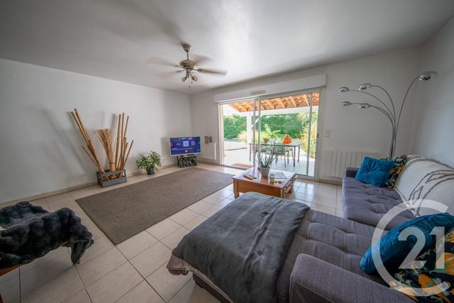 maison à vendre - 5 pièces - 100.1 m2 - ST MEDARD EN JALLES - 33 - AQUITAINE - Century 21 Kadima