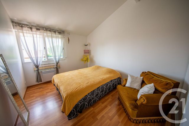 maison à vendre - 5 pièces - 100.1 m2 - ST MEDARD EN JALLES - 33 - AQUITAINE - Century 21 Kadima