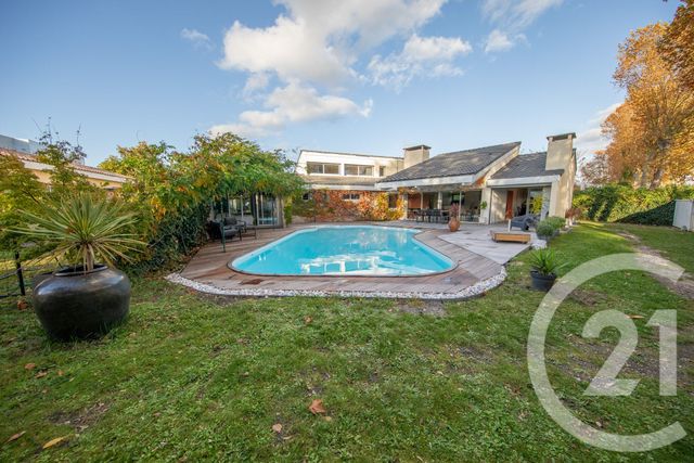 maison à vendre - 8 pièces - 204.48 m2 - ST MEDARD EN JALLES - 33 - AQUITAINE - Century 21 Kadima