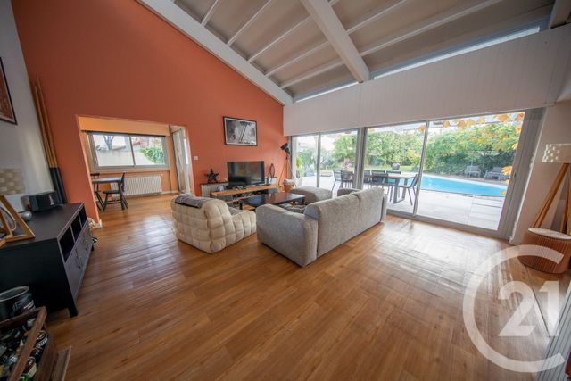 maison à vendre - 8 pièces - 204.48 m2 - ST MEDARD EN JALLES - 33 - AQUITAINE - Century 21 Kadima