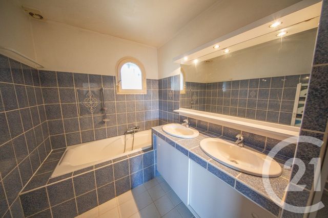 maison à vendre - 5 pièces - 134.0 m2 - ST AUBIN DE MEDOC - 33 - AQUITAINE - Century 21 Kadima