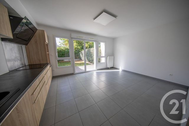 Appartement Duplex à vendre - 3 pièces - 63.55 m2 - ST AUBIN DE MEDOC - 33 - AQUITAINE - Century 21 Kadima