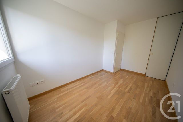 Appartement Duplex à vendre - 3 pièces - 63.55 m2 - ST AUBIN DE MEDOC - 33 - AQUITAINE - Century 21 Kadima