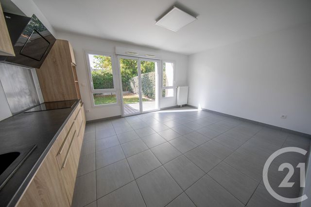 Appartement Duplex à vendre - 3 pièces - 63.55 m2 - ST AUBIN DE MEDOC - 33 - AQUITAINE - Century 21 Kadima