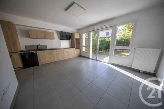 Appartement Duplex à vendre - 3 pièces - 63.55 m2 - ST AUBIN DE MEDOC - 33 - AQUITAINE - Century 21 Kadima