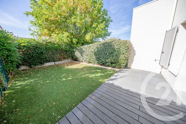 Appartement Duplex à vendre - 3 pièces - 63.55 m2 - ST AUBIN DE MEDOC - 33 - AQUITAINE - Century 21 Kadima