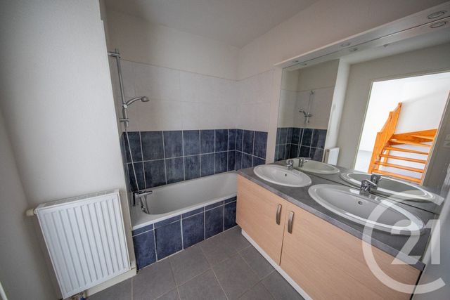 Appartement à vendre - 3 pièces - 61.36 m2 - LE HAILLAN - 33 - AQUITAINE - Century 21 Kadima