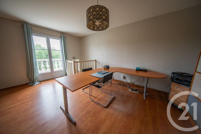 maison à vendre - 9 pièces - 240.34 m2 - ST MEDARD EN JALLES - 33 - AQUITAINE - Century 21 Kadima