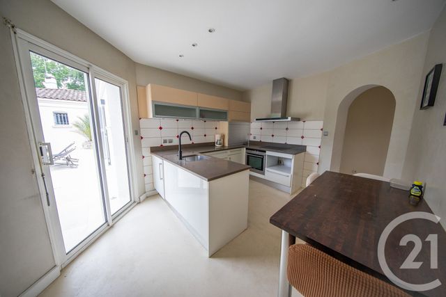 maison à vendre - 9 pièces - 240.34 m2 - ST MEDARD EN JALLES - 33 - AQUITAINE - Century 21 Kadima