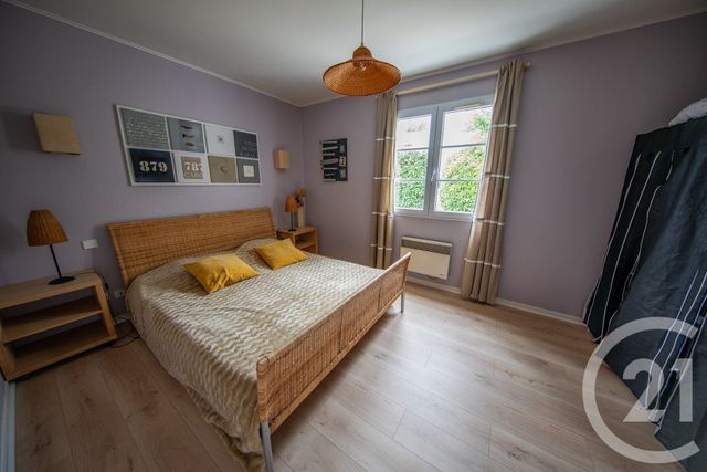 maison à vendre - 9 pièces - 240.34 m2 - ST MEDARD EN JALLES - 33 - AQUITAINE - Century 21 Kadima