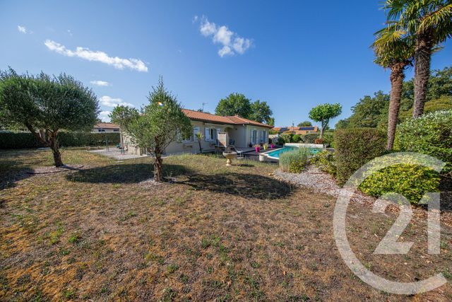 maison à vendre - 6 pièces - 129.79 m2 - ST MEDARD EN JALLES - 33 - AQUITAINE - Century 21 Kadima