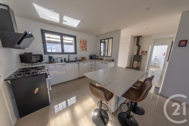 maison à vendre - 5 pièces - 83.62 m2 - ST MEDARD EN JALLES - 33 - AQUITAINE - Century 21 Kadima